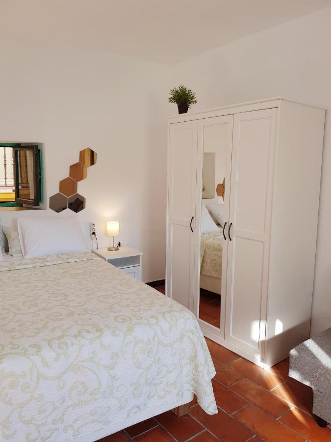 Apartamento Patio Andaluz Siglo XVI Sevilla Exterior foto