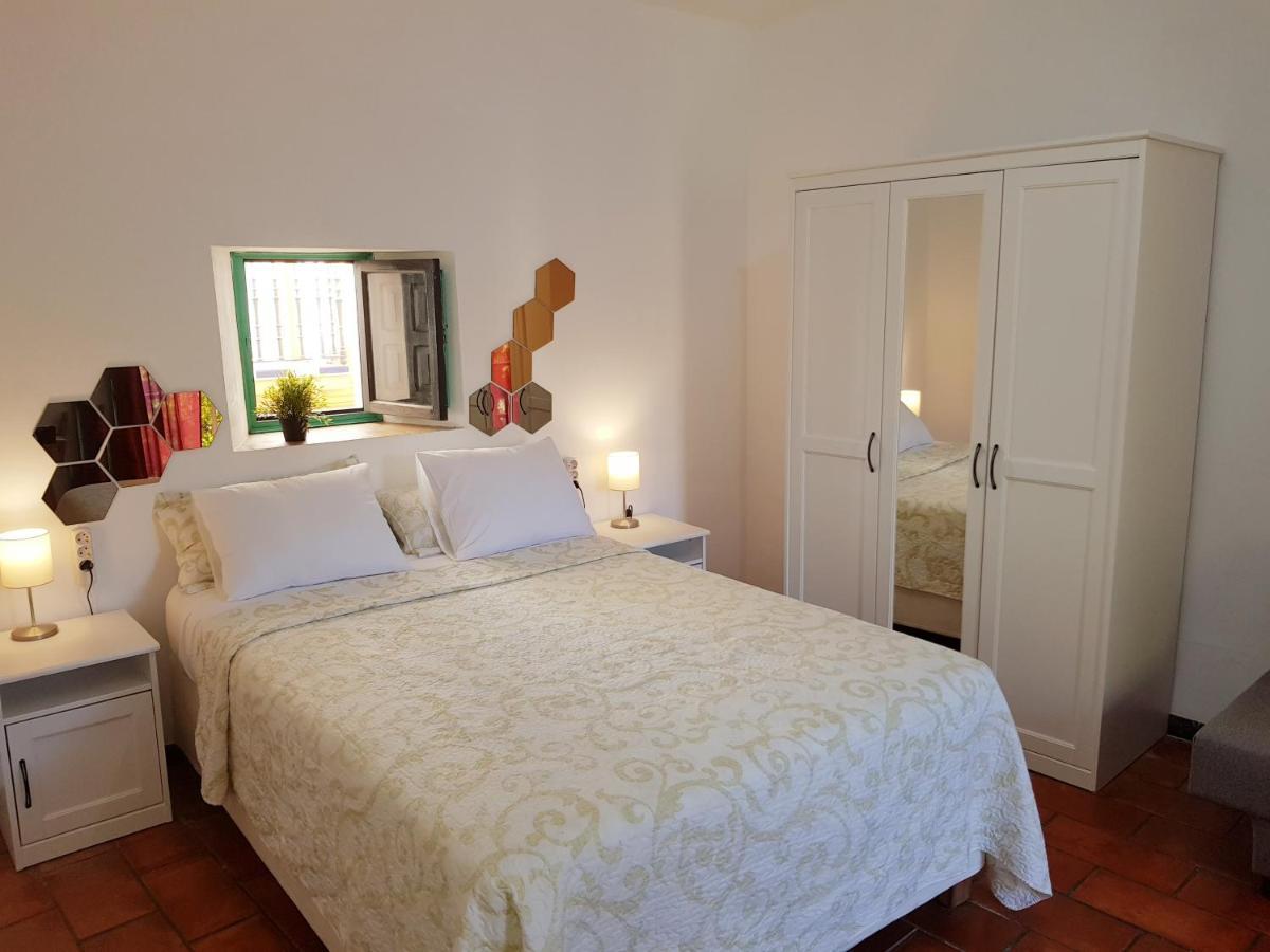Apartamento Patio Andaluz Siglo XVI Sevilla Exterior foto